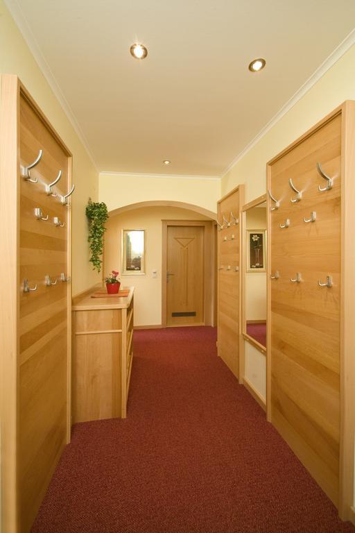 Appartements Kristall 압티나우 외부 사진