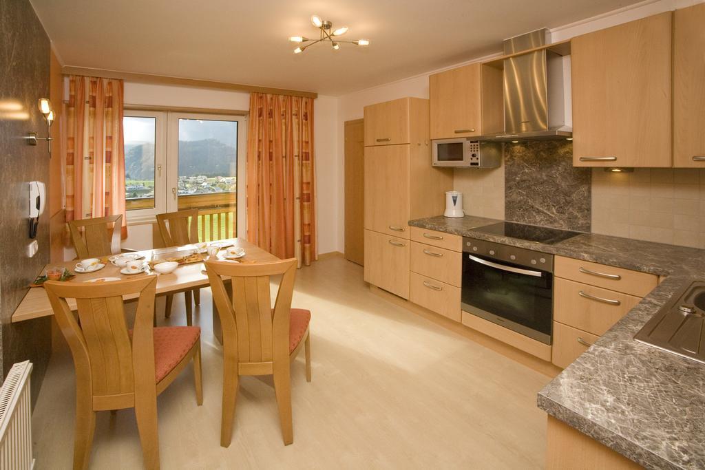 Appartements Kristall 압티나우 외부 사진
